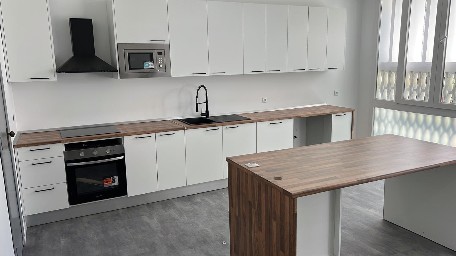 Projeto de cozinha realizado pela Elite Reparações